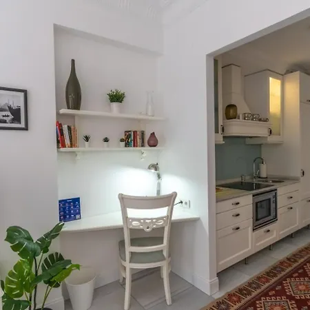 Cozy Getaway - Warmth And Comfort In The * Istanbul