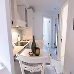 Cozy Getaway - Warmth And Comfort In The * איסטמבול